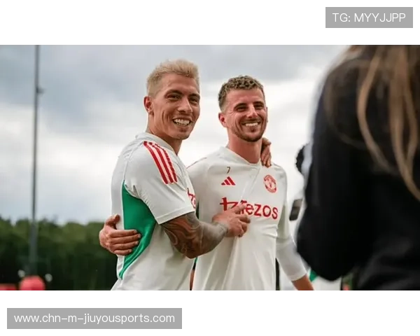 曼联青训新星逐渐融入一线队，球队重回巅峰