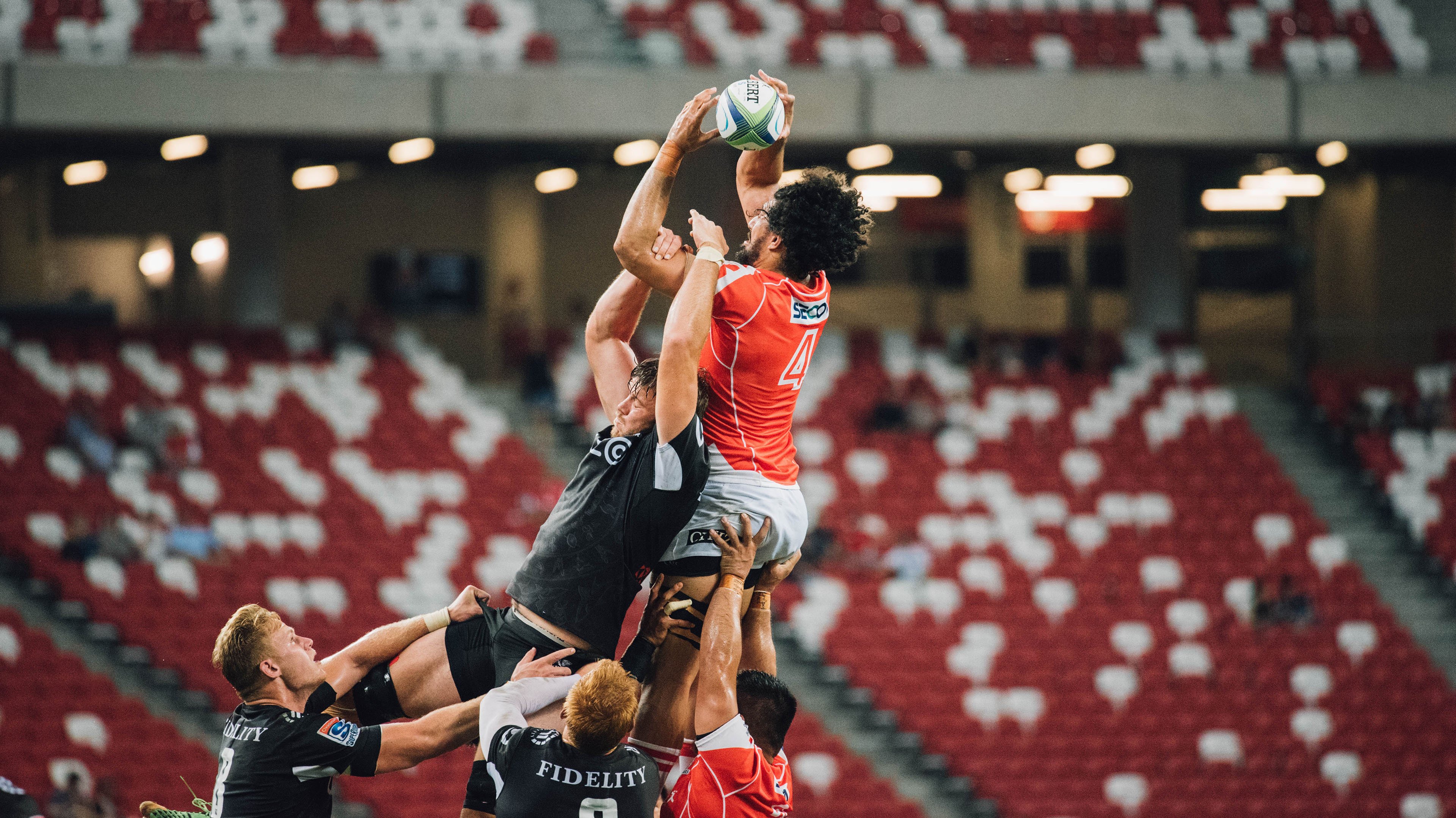 九游平台官网-球迷互动：主场活动激发观赛热情，票房与直播人次双增，球队球迷